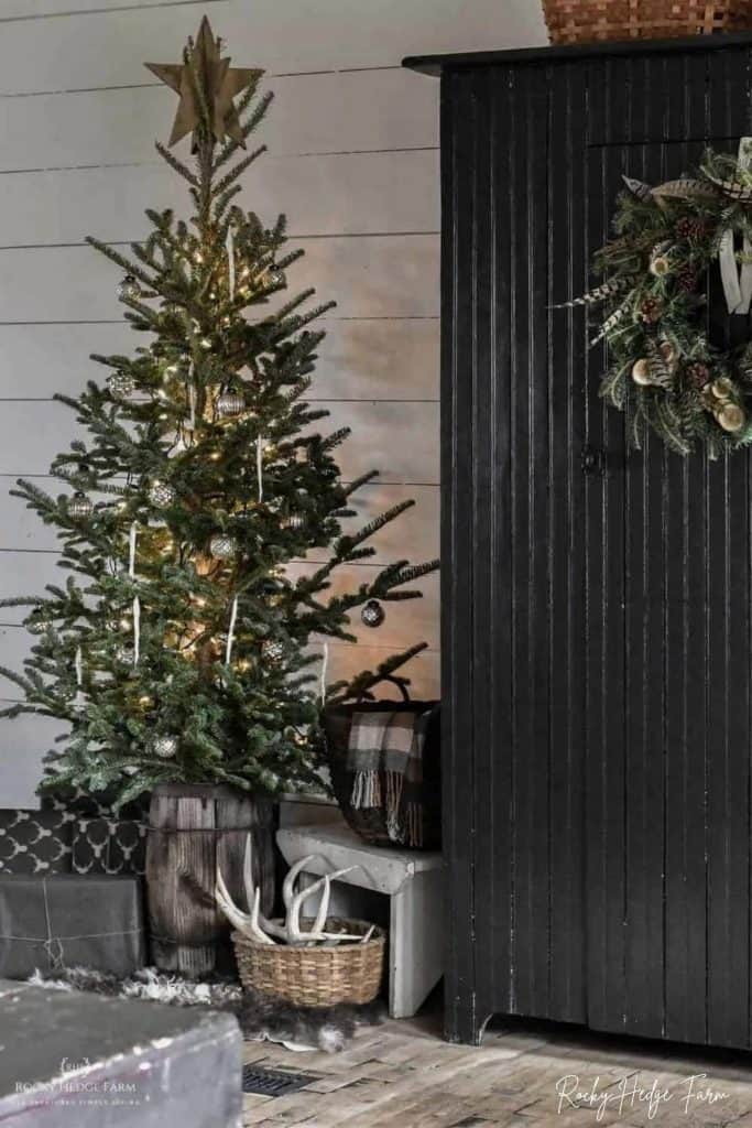 Rustic Christmas Decor