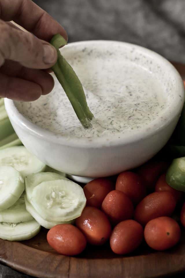 Easy Homemade Ranch Dressing Recipe