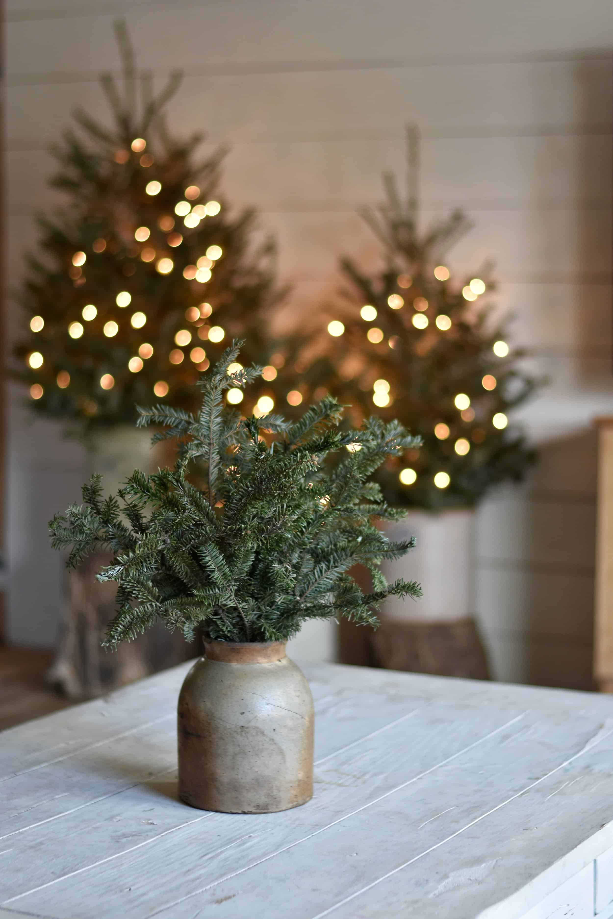 cozy rustic Christmas farmhouse decor