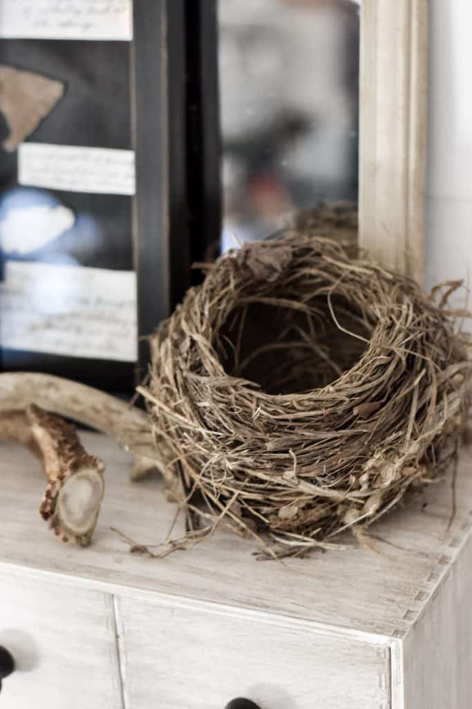 Simple Fall Mantel Decorations