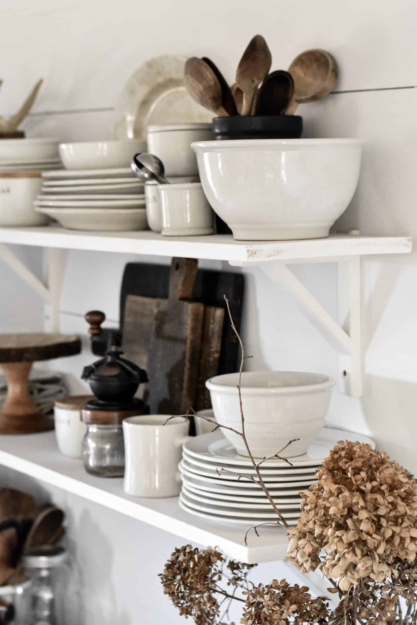8 Steps to Style Open Kitchen Shelves