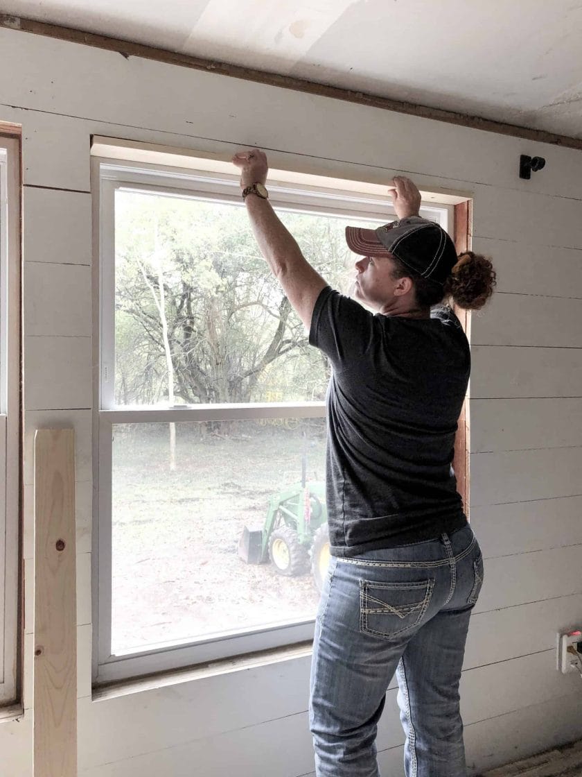 Trim and Molding for a Mobile Home - DIY Mobile Home Remodel