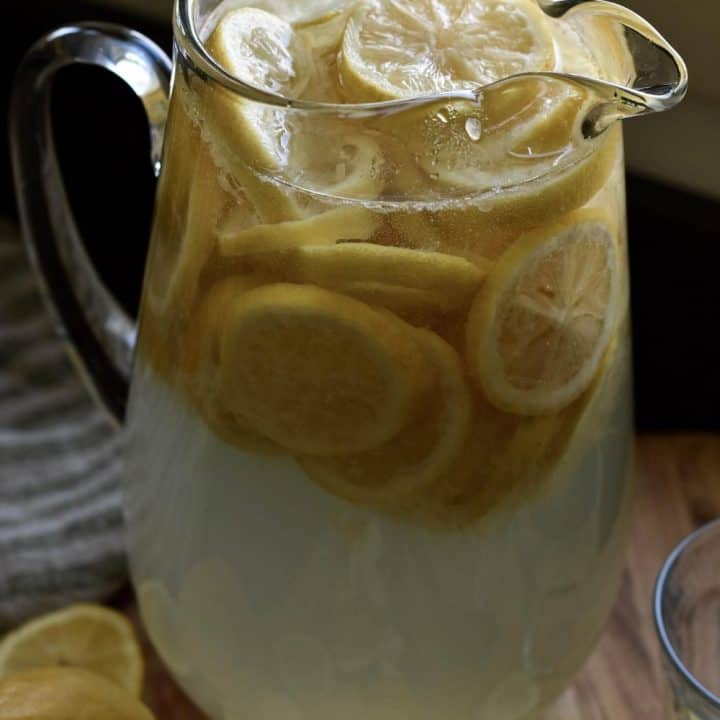 Old Fashioned Homemade Lemonade