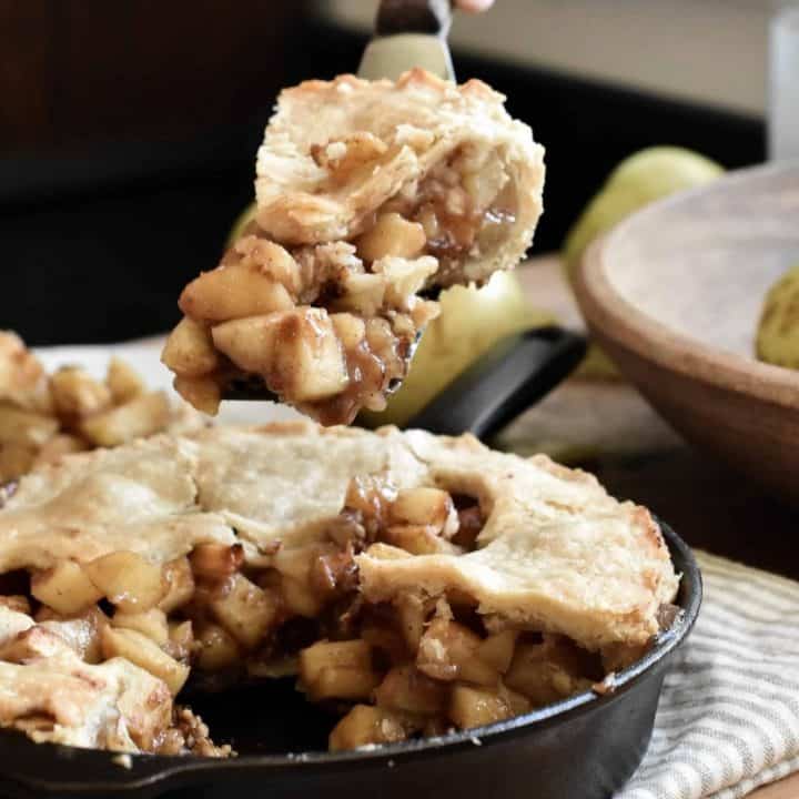 Cast Iron Skillet Apple Pie