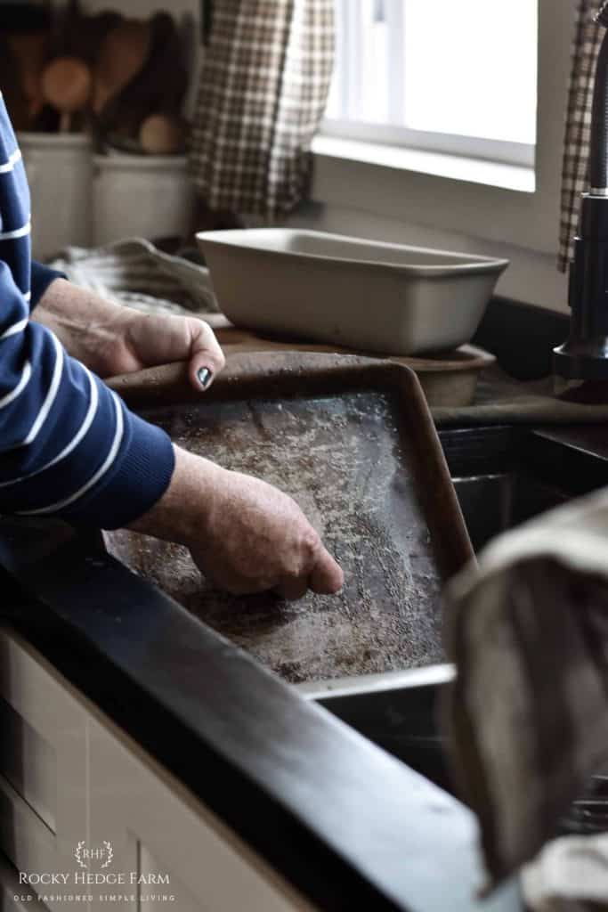 Pampered shop chef bakeware