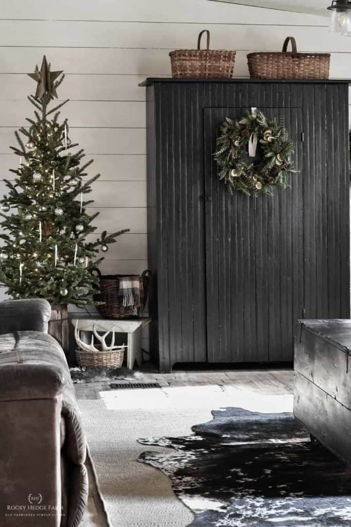 Rustic Living Room Christmas