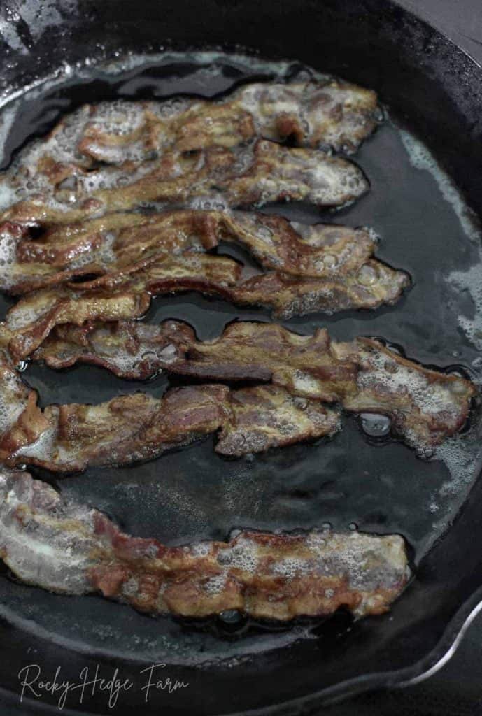 Can bacon grease be used to season cast iron?