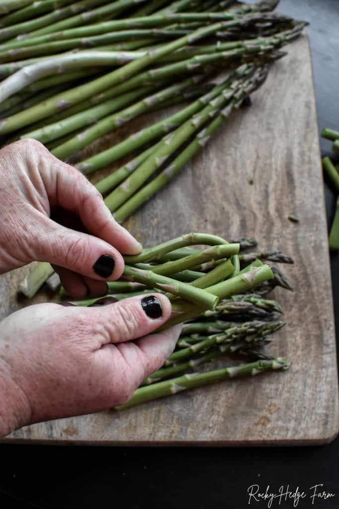 How to Trim Asparagus