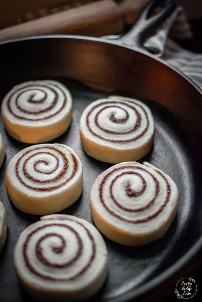 Karo Foodservice - Homemade Skillet Cinnamon Rolls