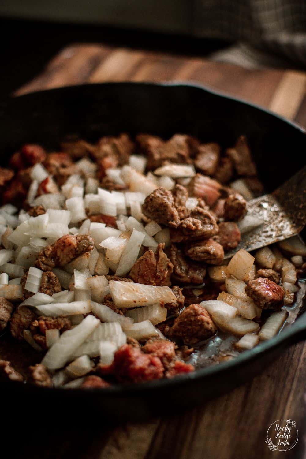 Dutch Oven Chili With Stew Meat Rocky Hedge Farm   Stew Meat Chili 5 