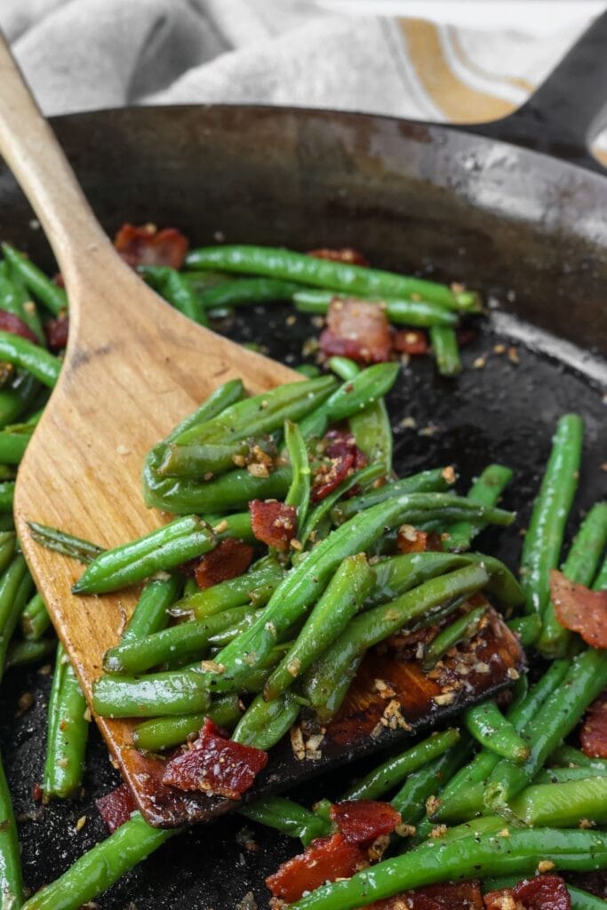 Holiday-ready side dish: green beans with bacon, onion, and garlic